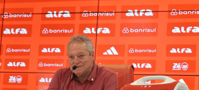 Imagem destacada - Coletivo LGBT aciona STJD após Abel Braga associar uniforme rosa do Inter a “time de viado”
