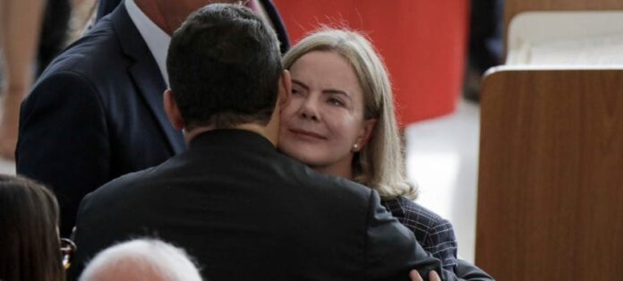 Imagem destacada - Planalto rejeita parecer e prepara novo texto para reduzir jornada e acabar com escala 6×1