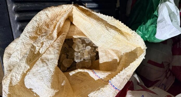 Imagem destacada - Suspeito é detido com 460 kg de cristal de quartzo e acusado de chefiar garimpo ilegal em três estados