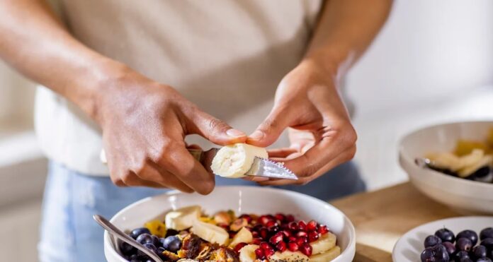 Imagem destacada - Figo, acerola e maçã: frutas que contribuem para colesterol, colágeno e saúde do fígado