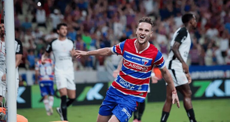 Fortaleza supera Corinthians, respira fora da zona de rebaixamento e chega aos 43 pontos