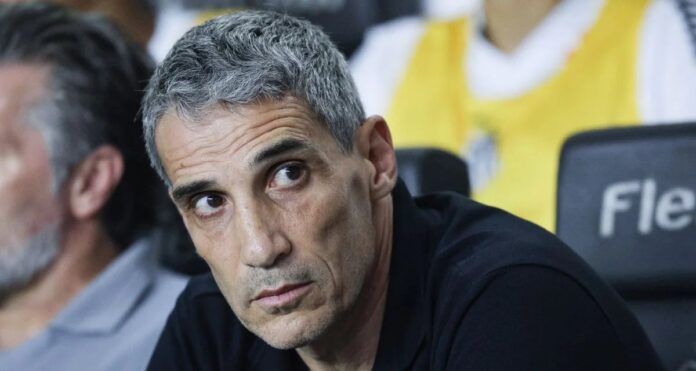 Imagem destacada - Vojvoda ressalta ajustes do Santos e liderança de Neymar após triunfo sobre o Juventude