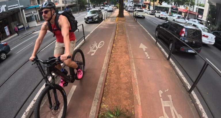 São Paulo tem maior rede de ciclovias do país, mas ocupa 8º lugar em proporção da malha viária