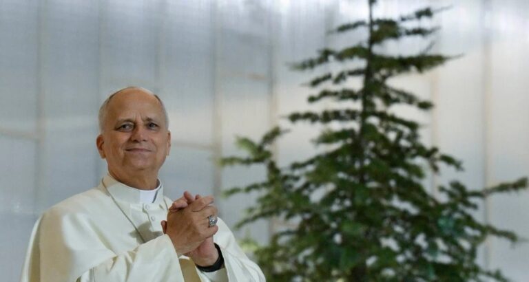 Igreja Católica divulga novo decreto sobre sexualidade no matrimônio e reafirma monogamia