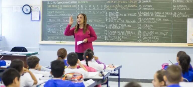 Especialistas apontam falta de objetividade e respaldo científico no novo Plano Nacional de Educação