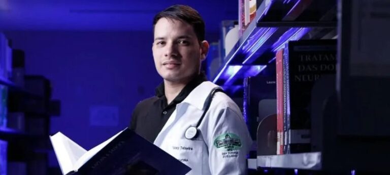 Questões do Enem aplicadas em Belém se assemelham a material de estudante cearense