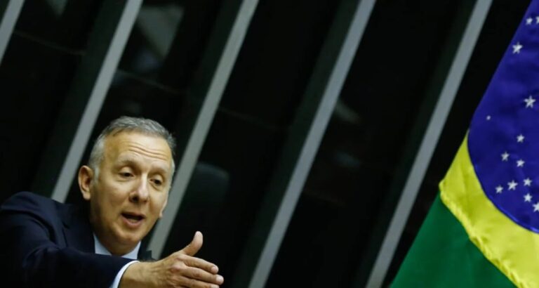 TCU livra deputado Aguinaldo Ribeiro de punição por contratação de funcionária fantasma