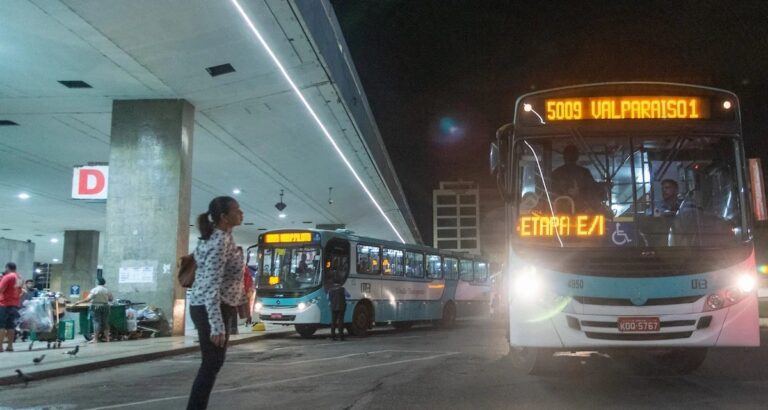 Impasse com União paralisa consórcio de transporte entre DF e Entorno