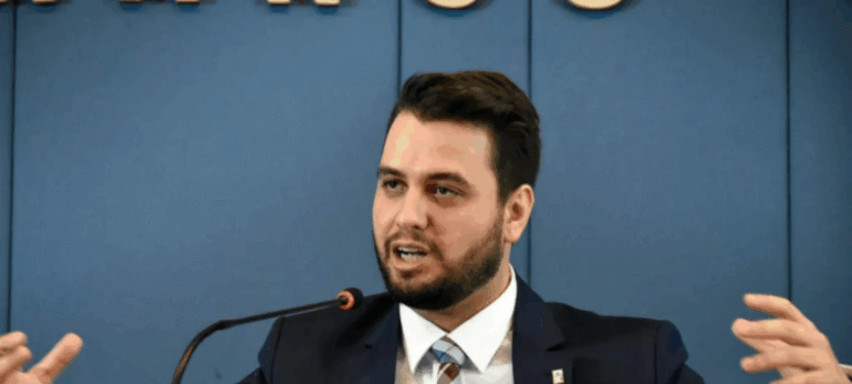 Defesa de ex-assessor de Bolsonaro promete apresentar novos documentos ao STF