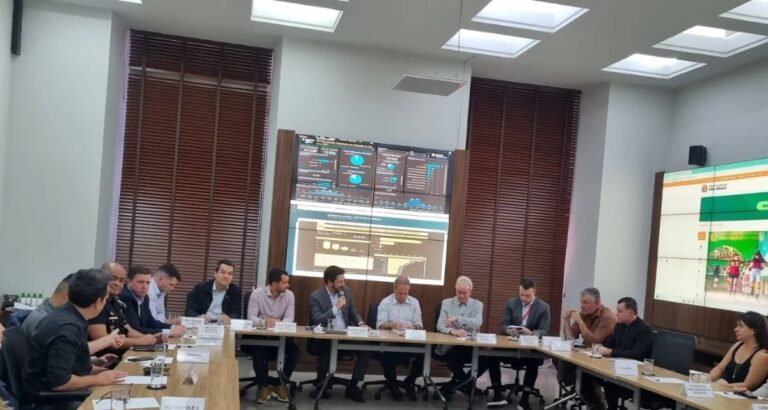 Greve surpresa de ônibus em São Paulo é suspensa após negociação na Prefeitura