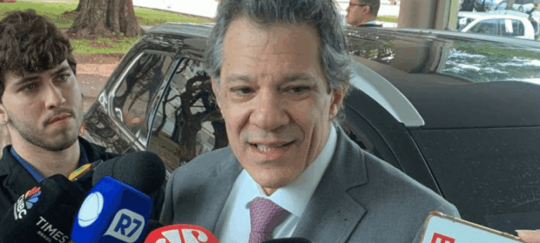 Haddad afirma que eventual aporte aos Correios ficará dentro do arcabouço fiscal