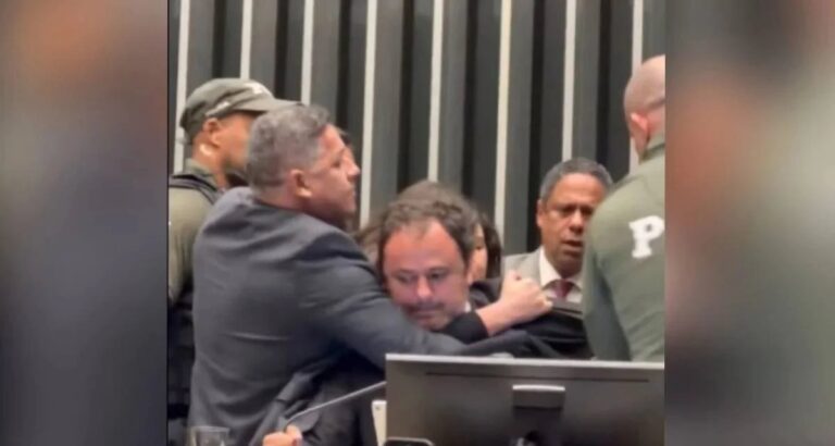 Associação de policiais do Congresso defende ação que removeu Glauber Braga do plenário