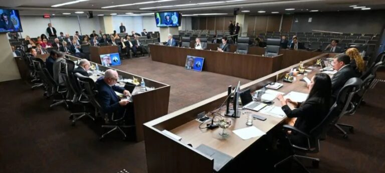 TCU avaliza contratação de escritórios estrangeiros pela AGU