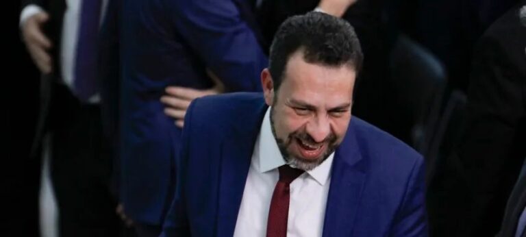 Boulos diz que Congresso tem força para extinguir escala 6×1 até o 1º semestre de 2026