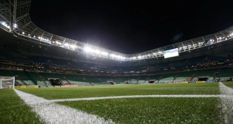 CBF suspende novos gramados sintéticos, e Flamengo comemora decisão