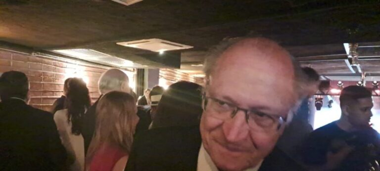 Alckmin critica PL da Dosimetria e diz que texto suaviza punições a poderosos