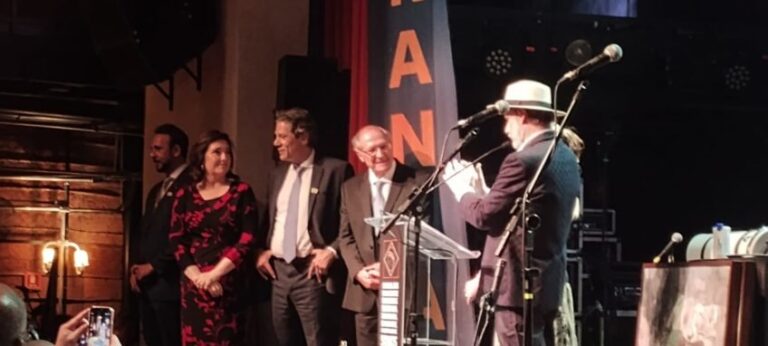 Tebet afirma que participará de comícios de Lula em 2026 durante homenagem em SP