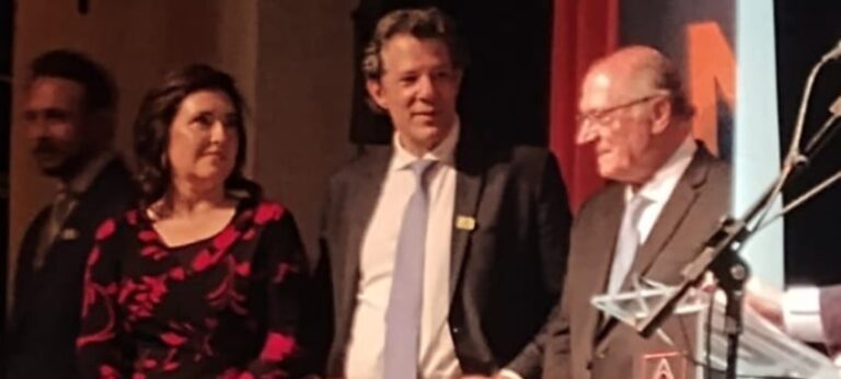 Haddad afirma que economia brasileira “deu certo” e critica apostas contra o país