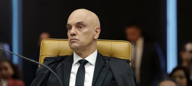Moraes acompanha Gilmar e defende ampliar alcance do foro privilegiado