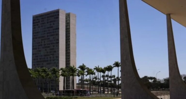 Semana em Brasília: do apelo de Lula à censura na Câmara, os vídeos que marcaram a política