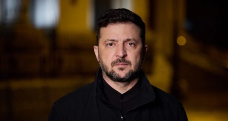 Zelensky renuncia à entrada na Otan e busca garantias de segurança para encerrar conflito