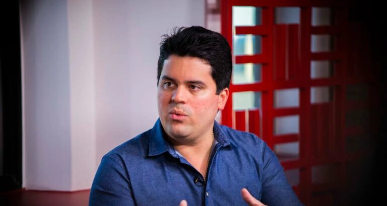 Remuneração de R$ 14,1 mil e cobrança de R$ 284 mil: detalhes do caso da ex-assessora fantasma contratada por André Fufuca