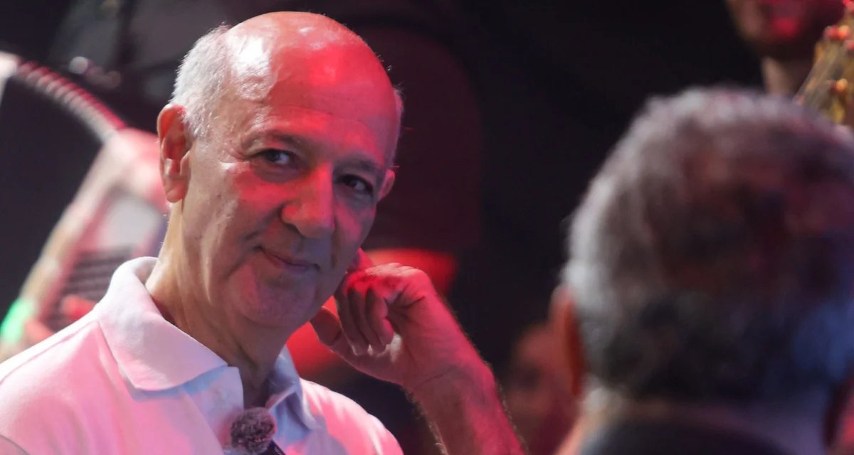 Arruda se filia ao PSD e busca voltar às urnas mesmo condenado à inelegibilidade - Imagem do artigo