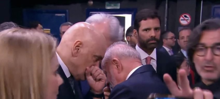 Lula relata pedido a Trump para suspender sanções contra ministros brasileiros - Imagem do artigo