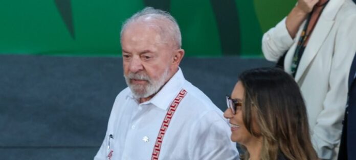Imagem destacada - Hugo Motta e Davi Alcolumbre não comparecem a reunião de Lula sobre violência contra a mulher