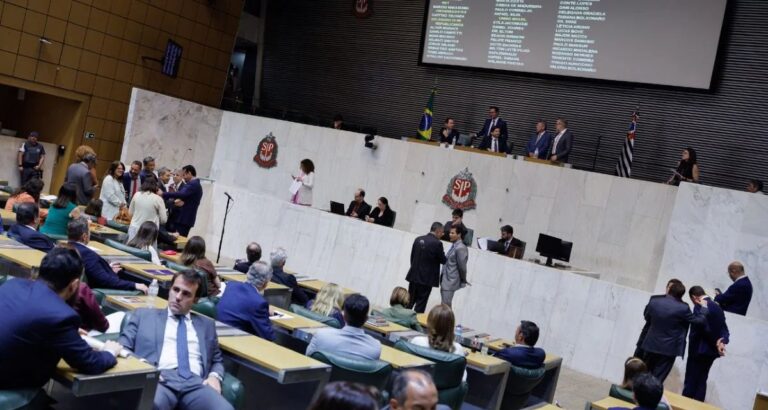 Assembleia paulista aprova orçamento de R$ 382,3 bilhões para 2026