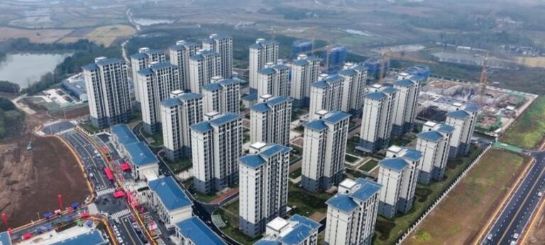 Início de novas moradias na China recua 19,9% e atinge menor patamar em duas décadas