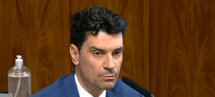 Imagem destacada - Santa Catarina bloqueia R$ 4,5 bilhões do crime organizado desde 2023, afirma delegado-geral