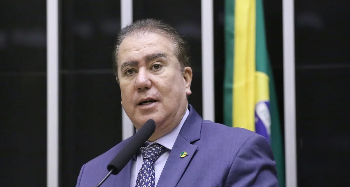 PSB projeta Haddad na disputa ao Senado em 2026, diz futuro líder da sigla - Imagem do artigo