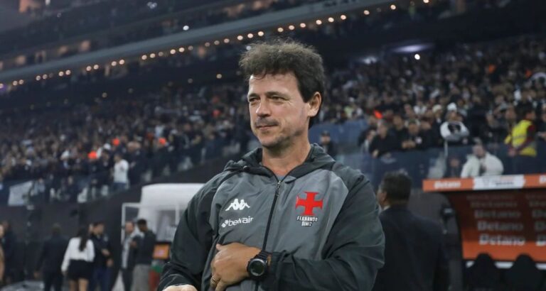 Diniz diz que Vasco merecia vitória após 0 x 0 com Corinthians na ida da final