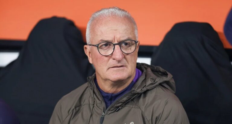 Dorival Júnior justifica discussão com torcedor após empate entre Corinthians e Vasco