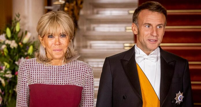 Imagem destacada - Primeira-dama da França é acionada na Justiça após chamar manifestantes de “vadias estúpidas”