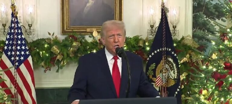 Trump diz que preços cairão em 2026 e imputa inflação a Biden em discurso à nação