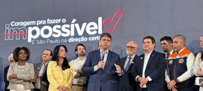 Governo paulista tem ação pronta contra a Enel e aguarda decisão da Aneel, diz Tarcísio