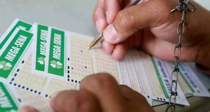 Imagem destacada - Mega-Sena acumula e prêmio de sábado sobe para R$ 62 milhões