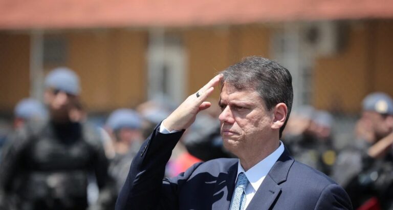 Sindicato contesta Tarcísio e diz que facções ainda mandam nos presídios paulistas