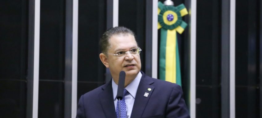 Sóstenes Cavalcante menciona “filho do rapaz” após ser alvo de operação da PF - Imagem do artigo